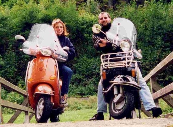 Mit Vespa on the road